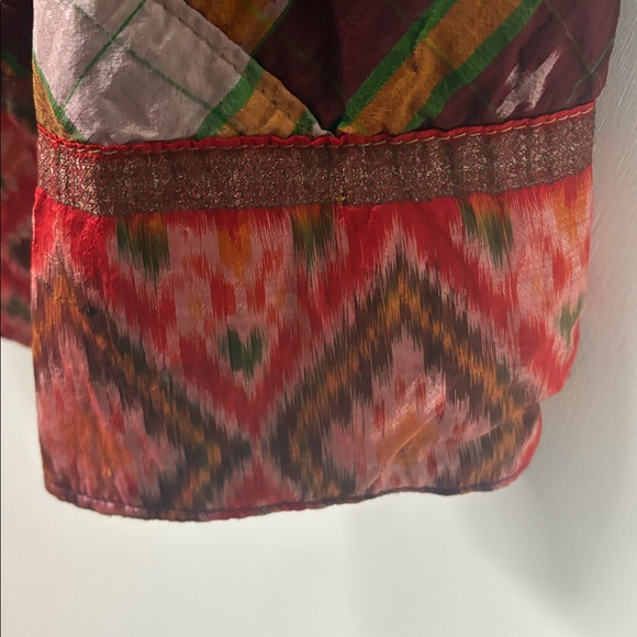 Colorful Patterned Jacket - Picture 6 of 7